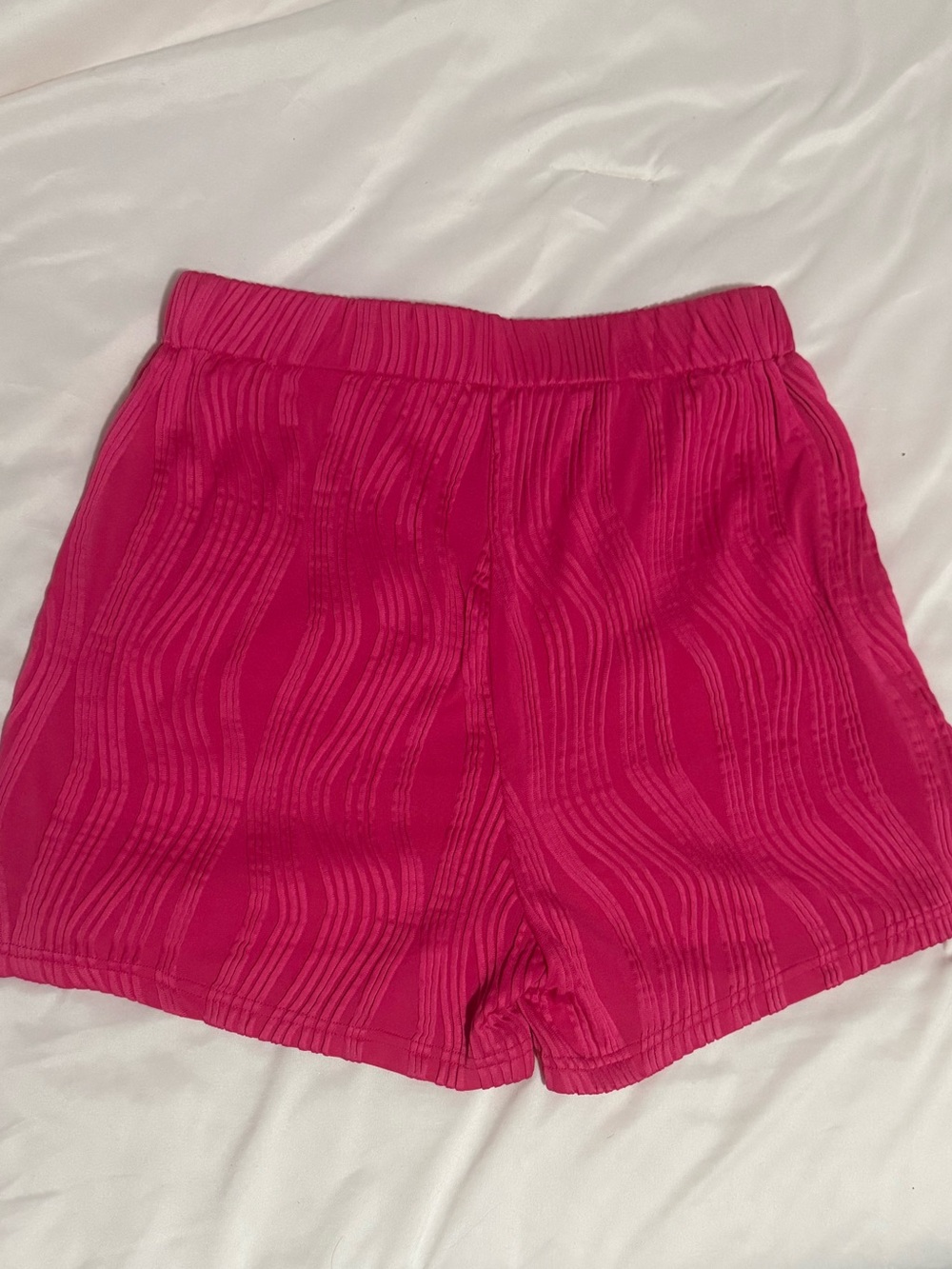 ❤️ SHEIN | Hot Pink Texture Shorts - Picture 3 of 5